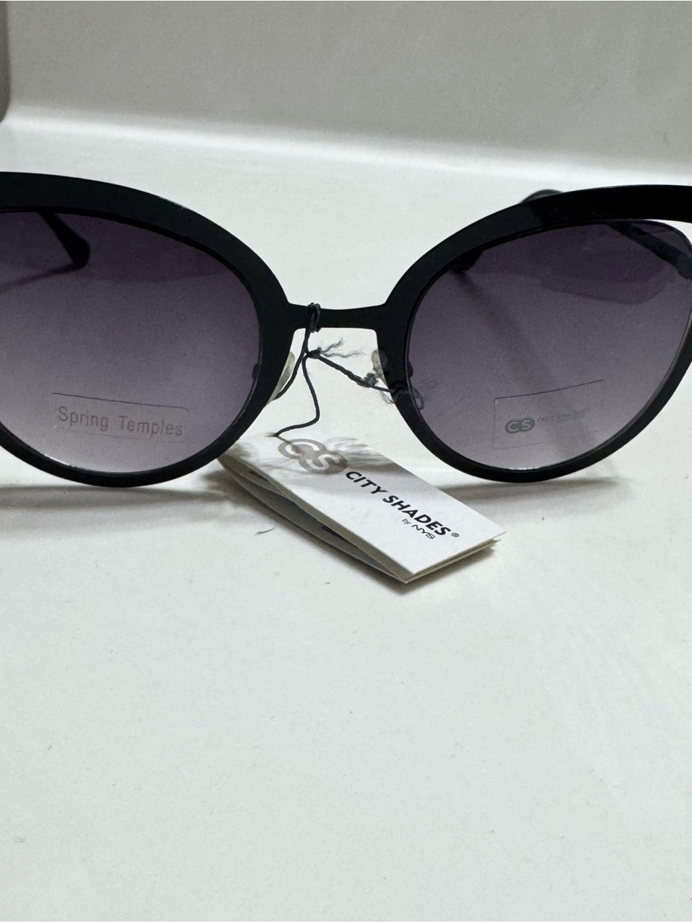 Women's Black Sunglasses with Gradient Lenses
